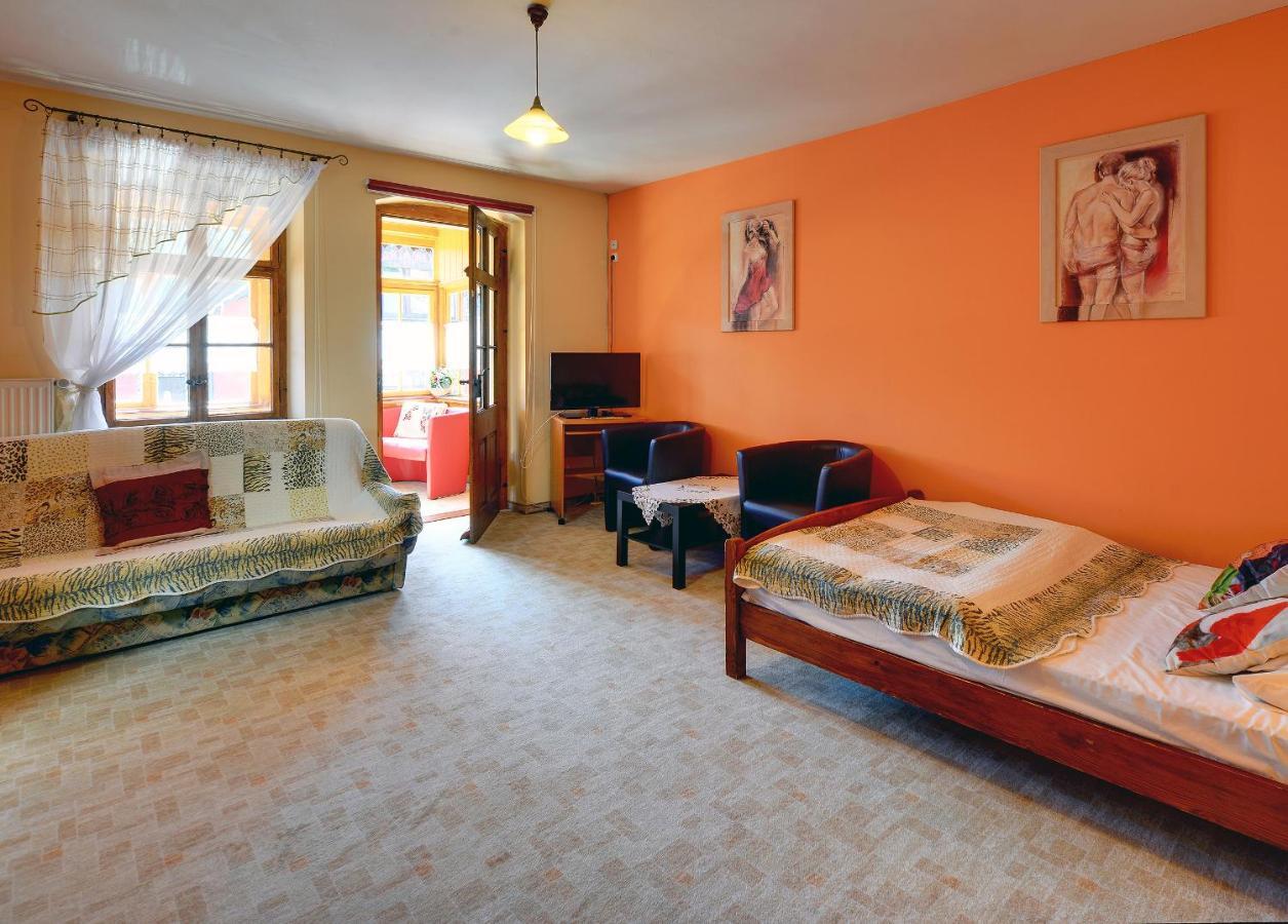 Apartamenty I Pokoje Karpacz - Centrum Karpacza, Parking W Cenie! Екстер'єр фото
