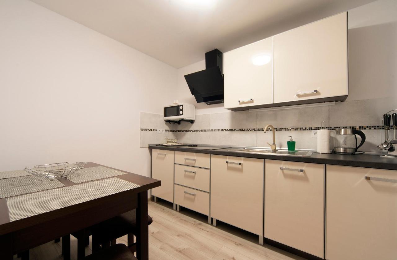 Apartamenty I Pokoje Karpacz - Centrum Karpacza, Parking W Cenie! Екстер'єр фото